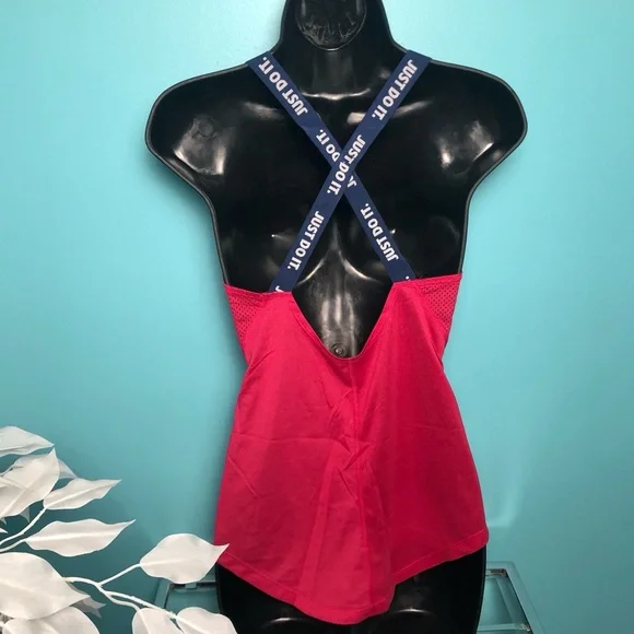 ⭐️NEW⭐️Nike Women’s Dri-Fit Tank Top - Picture 3 of 7